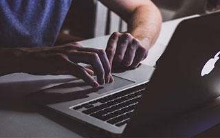 开云体育平台-国足队员团结协作，夺得国际赛桂冠，国足lj