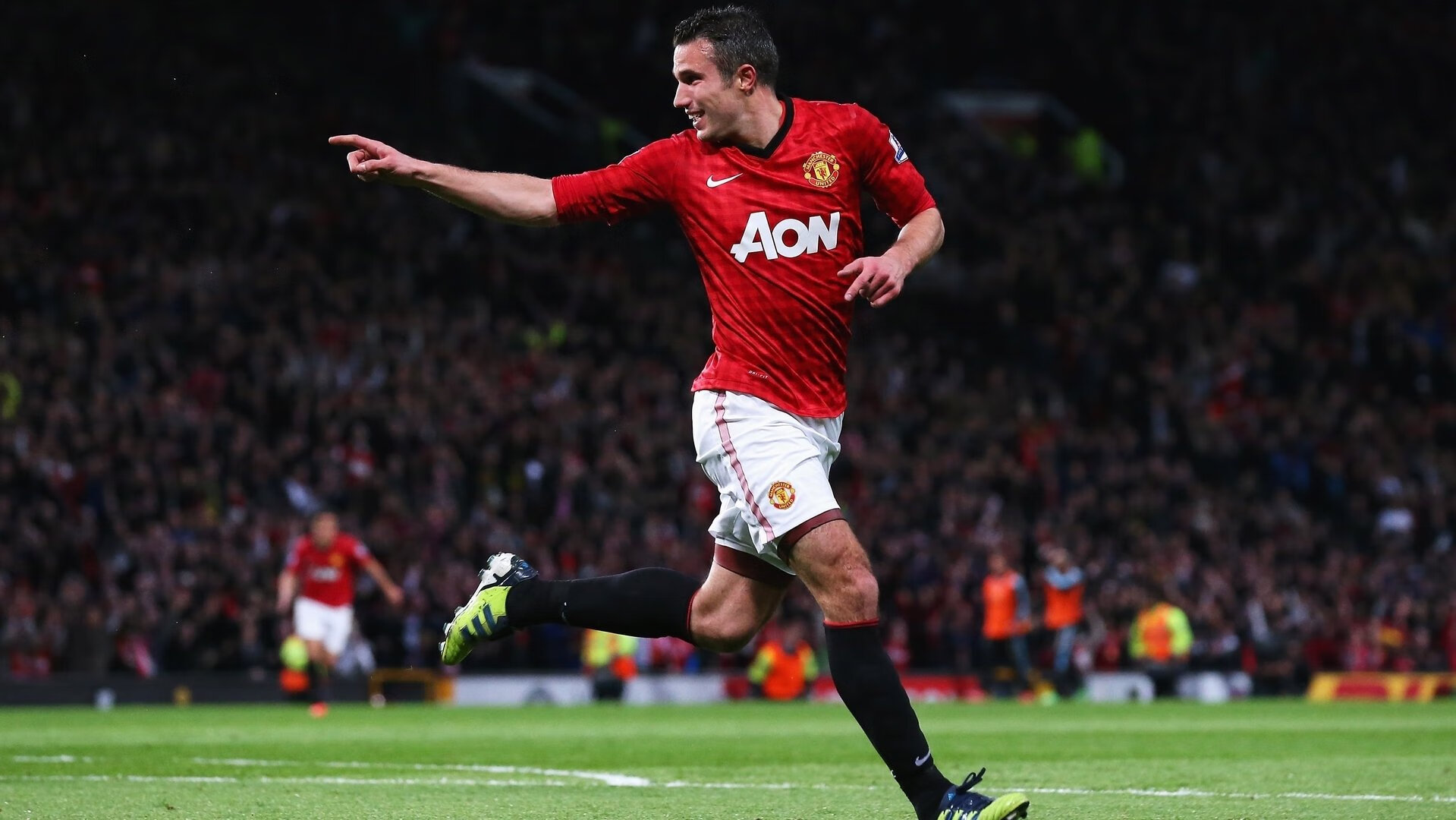 开云下载-战术创新:小组战术、奇兵战术的崛起,战术小组突入站位